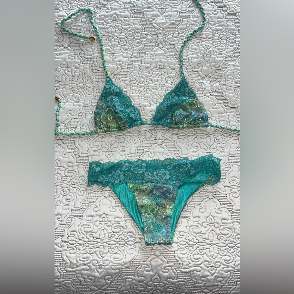 Beach Bunny Green Lace Bikini Set